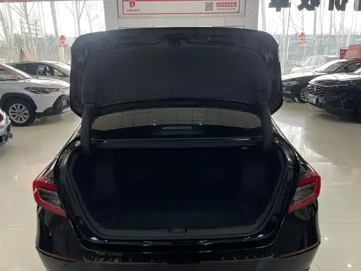 Accord 2022 260TURBO Luxury Edition 13