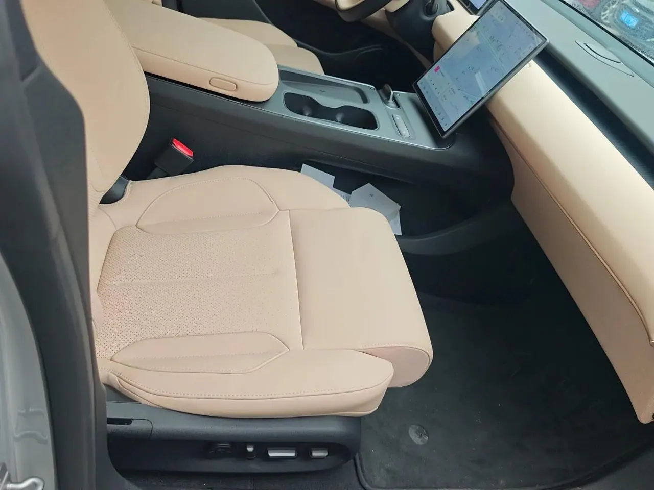 NIO ET5T 2024 Model 75kWh Touring 10