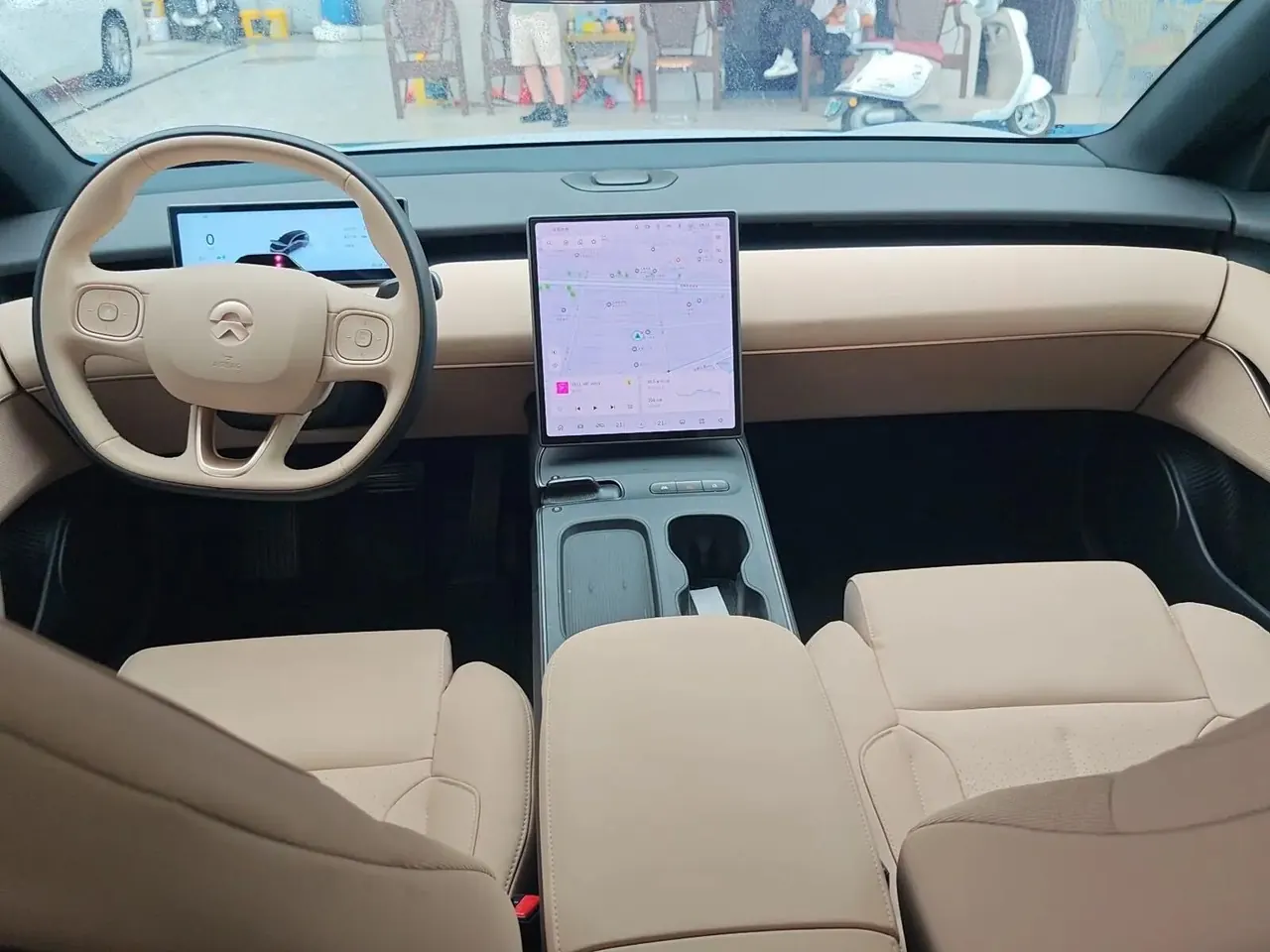 NIO ET5T 2024 Model 75kWh Touring 7