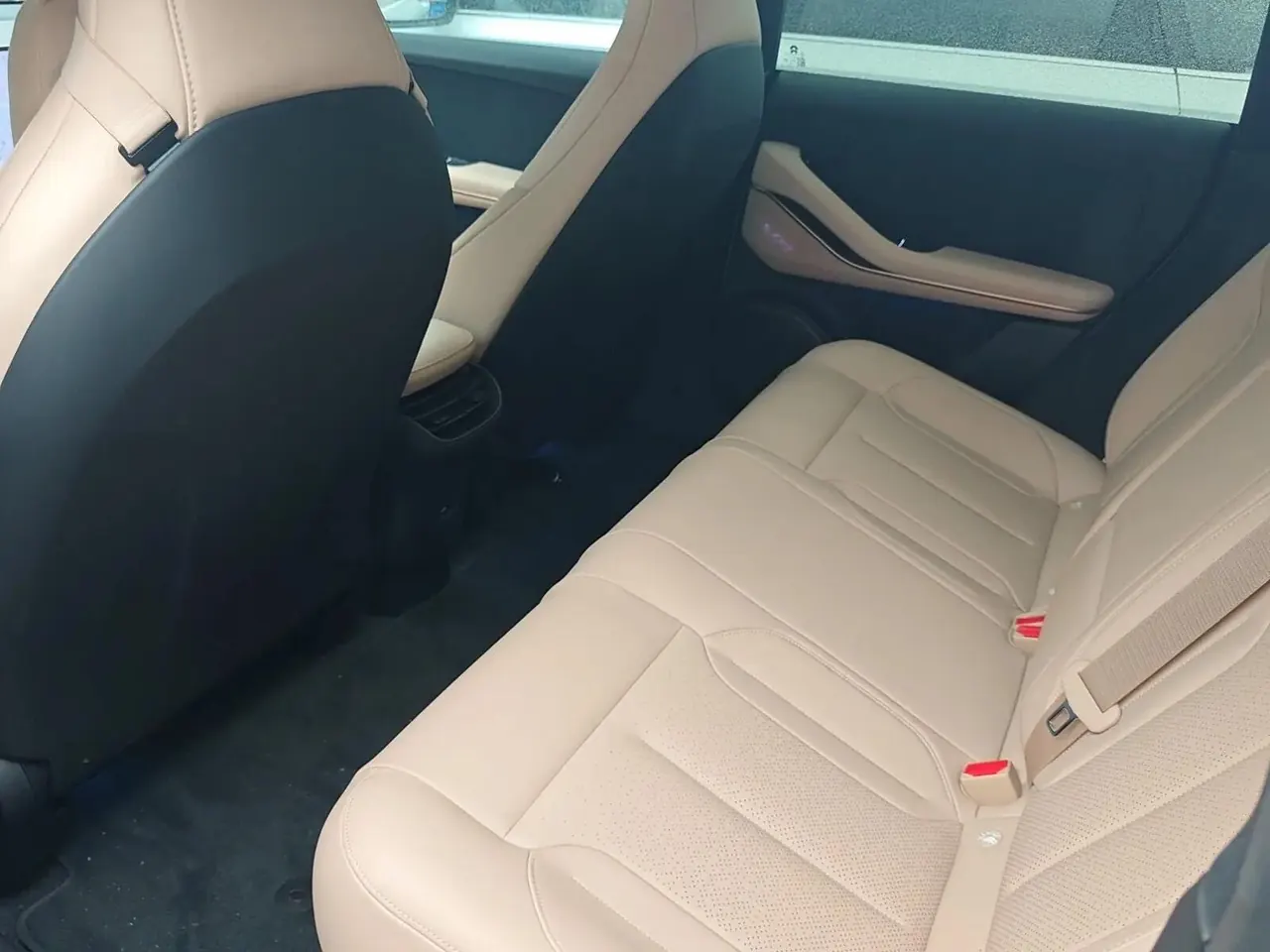 NIO ET5T 2024 Model 75kWh Touring 8