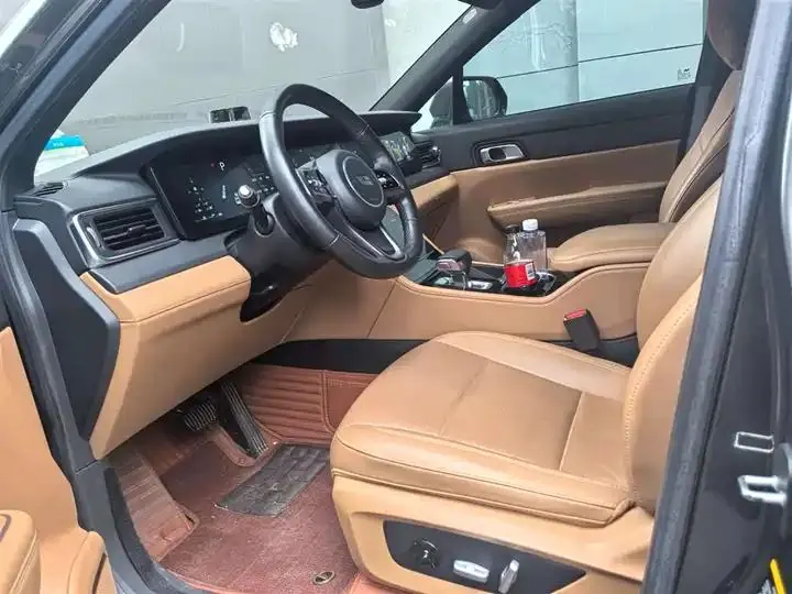Li ONE 2021 Range-Extended 6-Seater Version 4