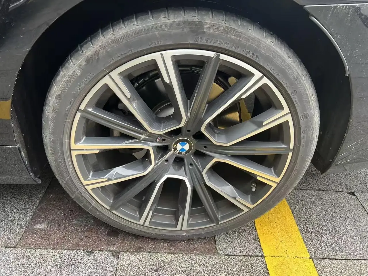 BMW 7 Series 2019 740Li Leading M Sports Suit 10