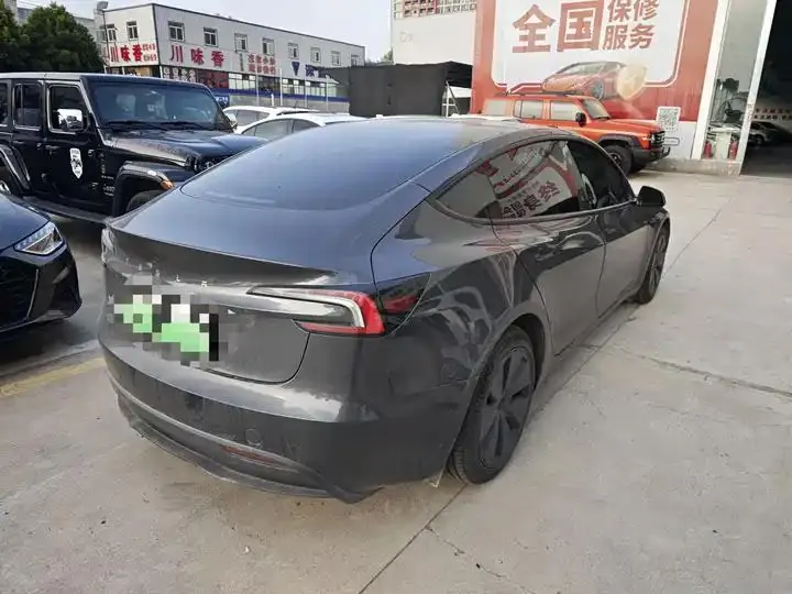 Model 3 2023 rear-wheel drive version 8