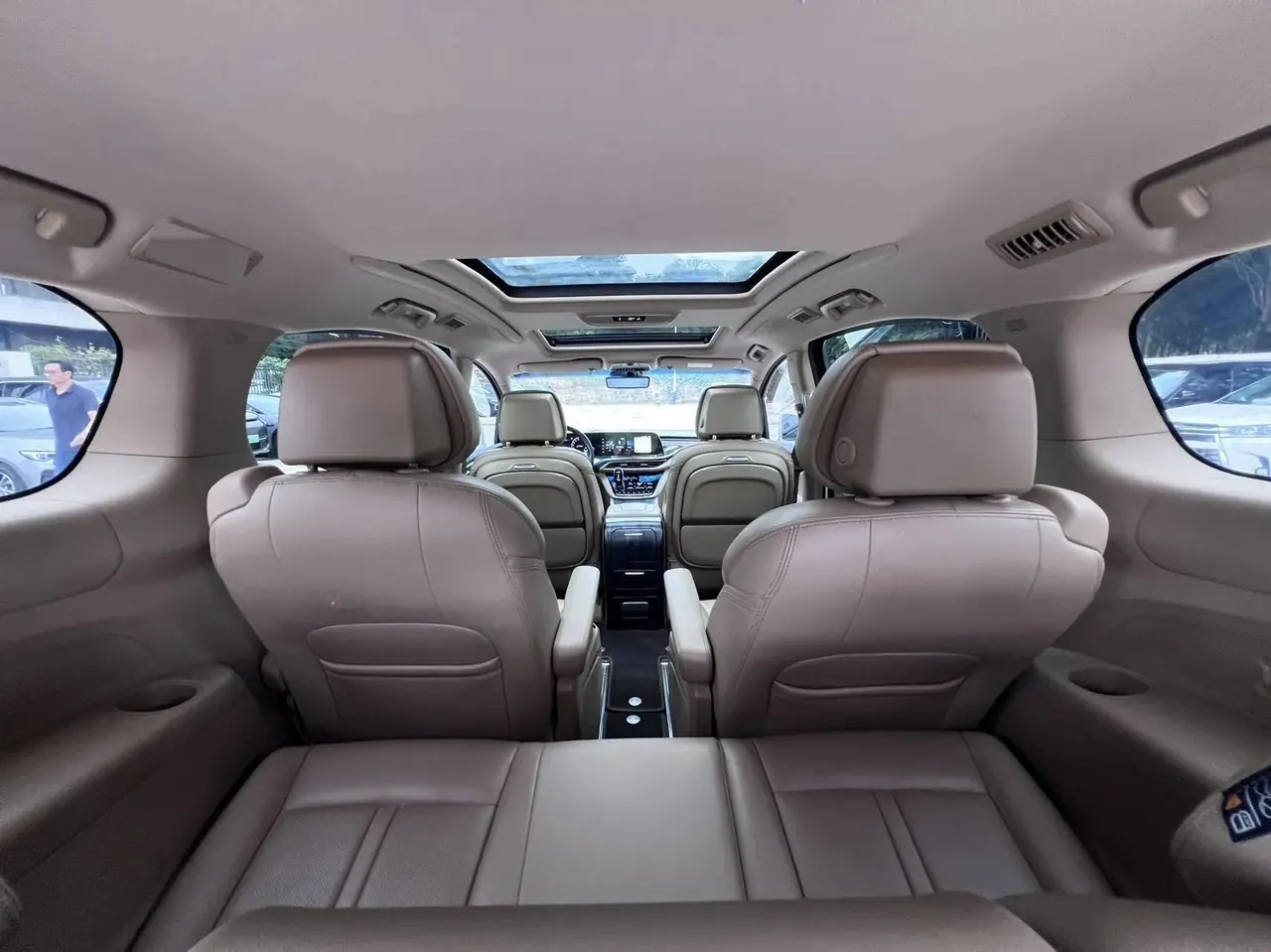 Buick GL8 2020 ES Lu Zun 653T Luxury Model 9