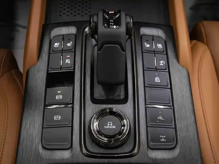 Haval H9 2024 2.4T Diesel Four-wheel Drive Extreme Edition 25