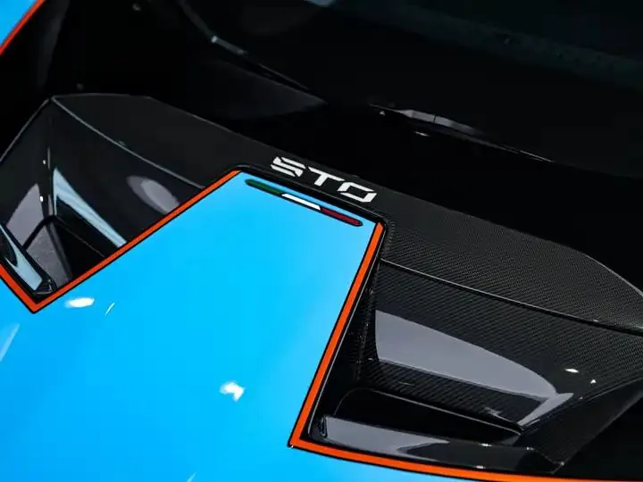 Huracán 2021 models Huracán STO 17