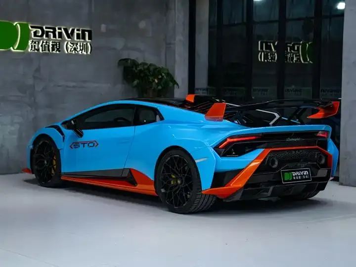 Huracán 2021 models Huracán STO 19