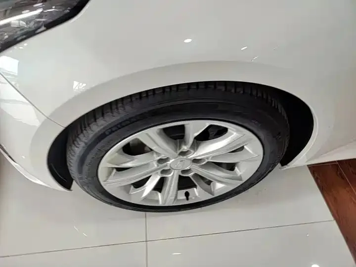 Cadillac CT5 2024 28T Luxury Pro 23