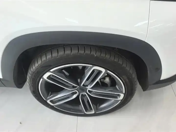 Geely ICON 2020 Section 1.5TD i9 BSG 6