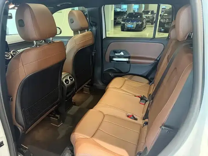 Mercedes Benz GLB 2020 model modified GLB 200 dynamic model 17