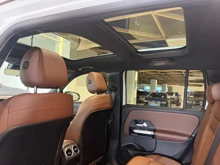 Mercedes Benz GLB 2020 model modified GLB 200 dynamic model 18