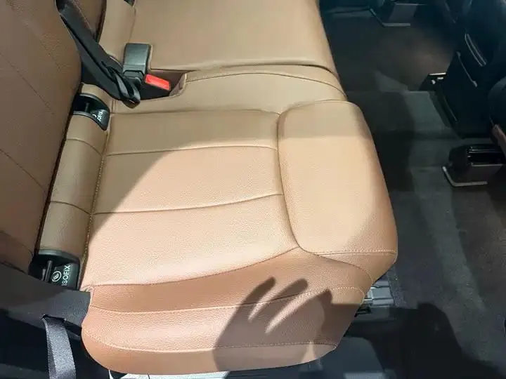 Mercedes Benz GLB 2020 model modified GLB 200 dynamic model 20