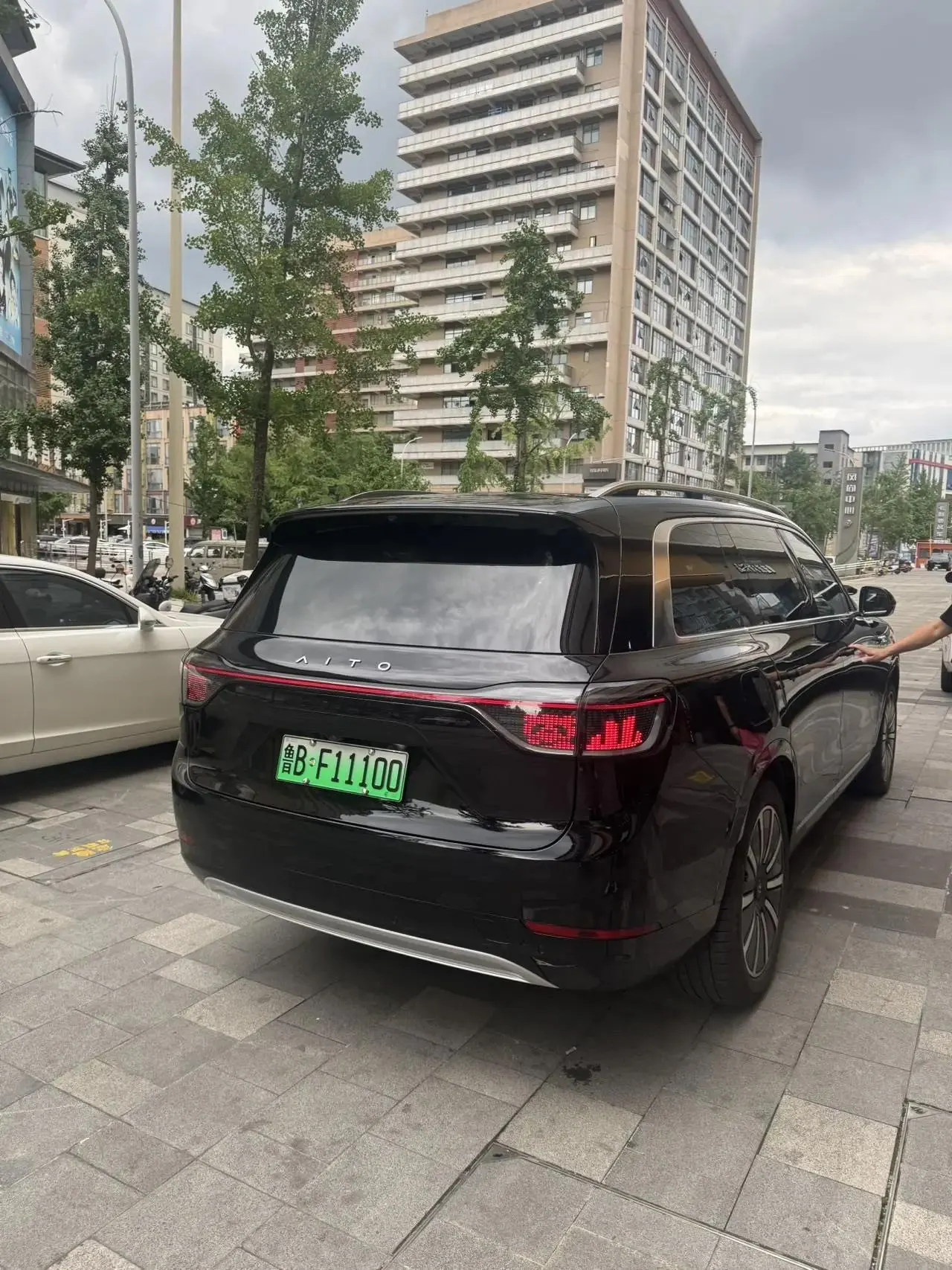 AITO M9 2024 Range-Extended Ultra Version 52kWh 4