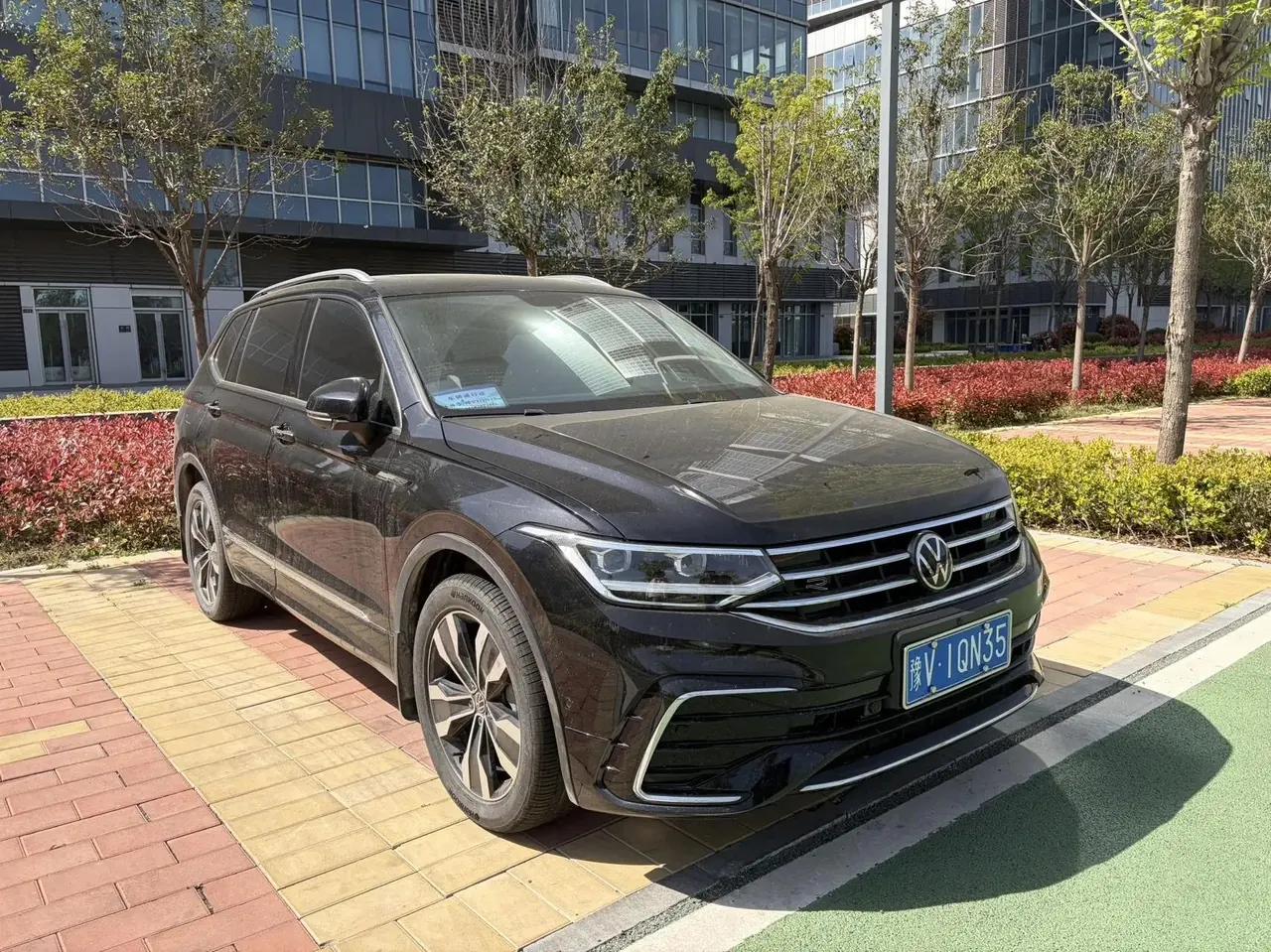 Volkswagen 2024 Tiguan L R-Line 2.0TSI 330TSI Two-Drive R-Line Long Yao Edition Automatic Gear 2