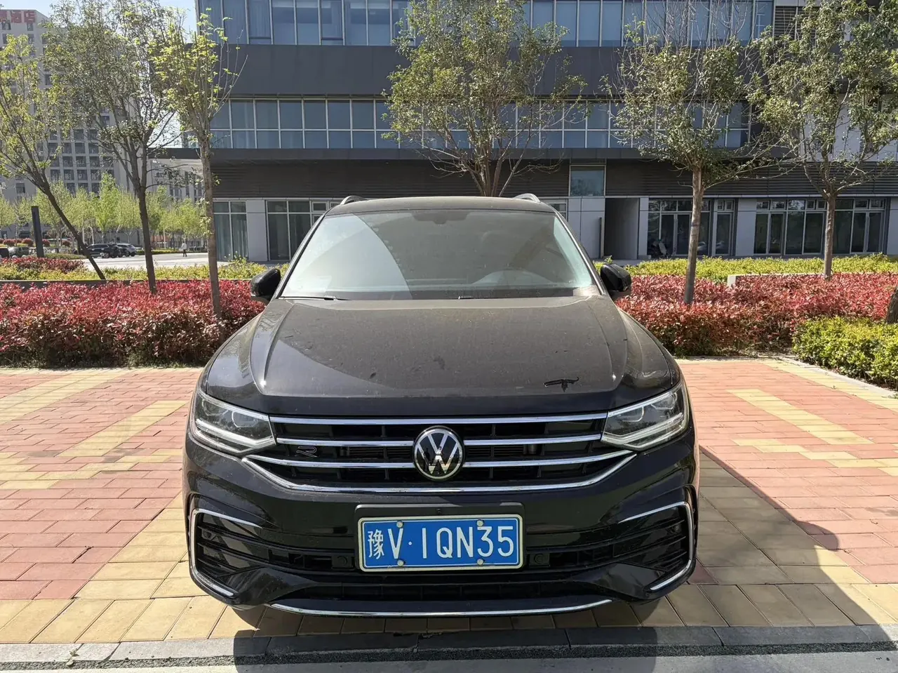 Volkswagen 2024 Tiguan L R-Line 2.0TSI 330TSI Two-Drive R-Line Long Yao Edition Automatic Gear 3