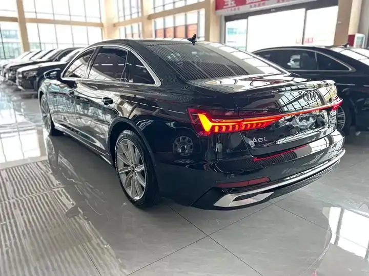 Audi A6L 2023 45 TFSI Selected Dynamic Type 25