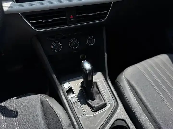 Tiguan L 2022 330TSI Automatic Two-Drive Comfortable Edition 13