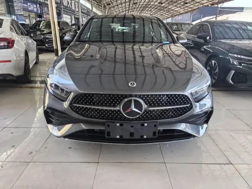 Mercedes Benz Class A 2024 A 180 L 1.3T (modified) automatic gear 2