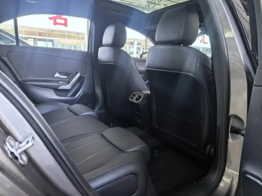 Mercedes Benz Class A 2024 A 180 L 1.3T (modified) automatic gear 7