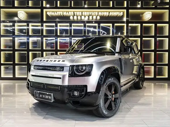 Land Rover Guard 2024 110 3.0T P400 X-DYNAMIC HSE - View 1