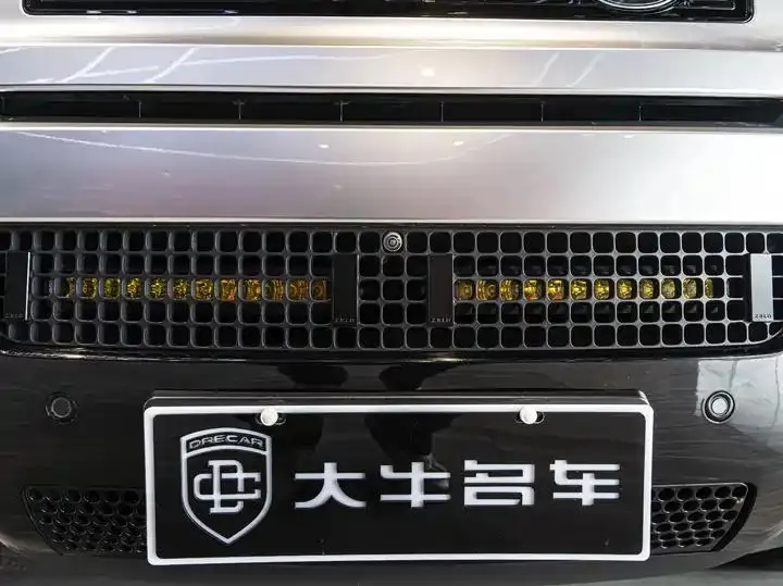 Land Rover Guard 2024 110 3.0T P400 X-DYNAMIC HSE 11