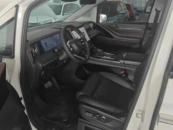 GAC Trumpchi M8 2024 Master Series 400T Supreme Edition 9
