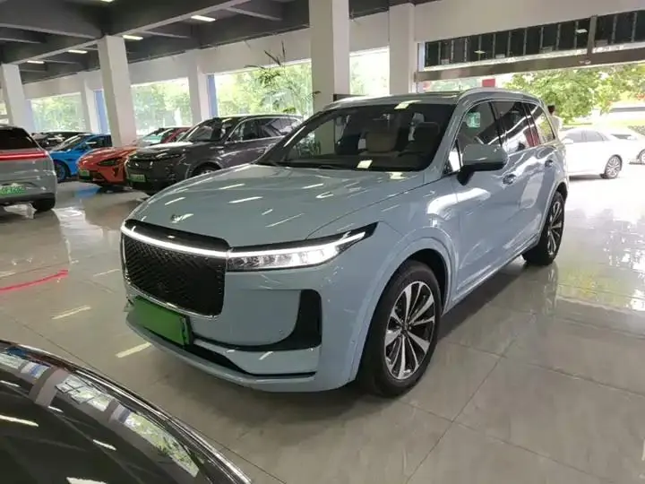 Li ONE 2020 extended 6-seat version 2