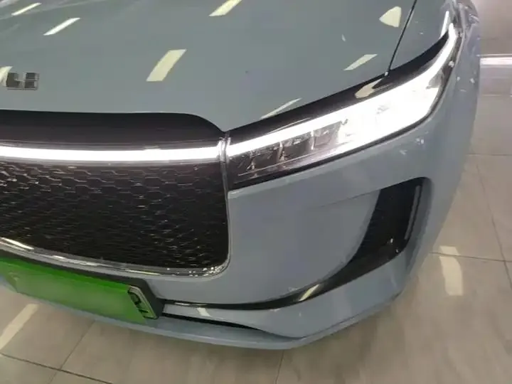 Li ONE 2020 extended 6-seat version 24
