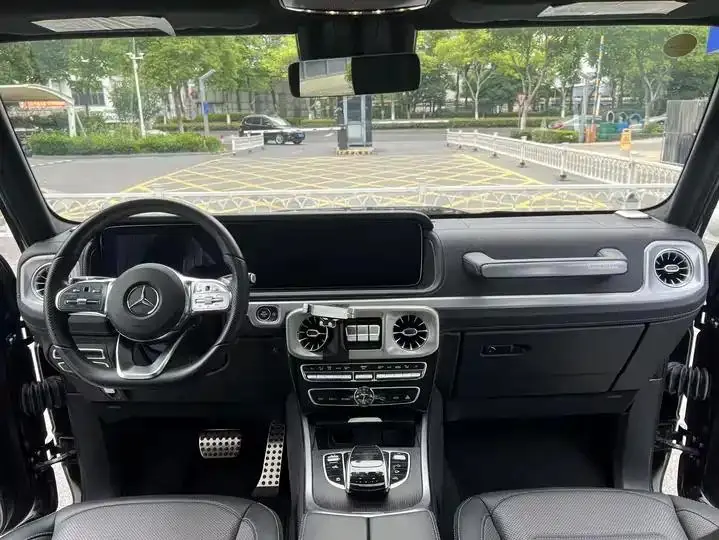 Mercedes Benz G Class 2024G 400 d 10