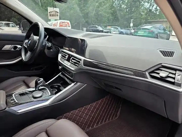 BMW 3 Series 2022 325Li M Sports Suit 18
