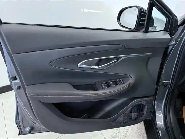 ChangAn UNI-T 2022 model 1.5T flagship version 7
