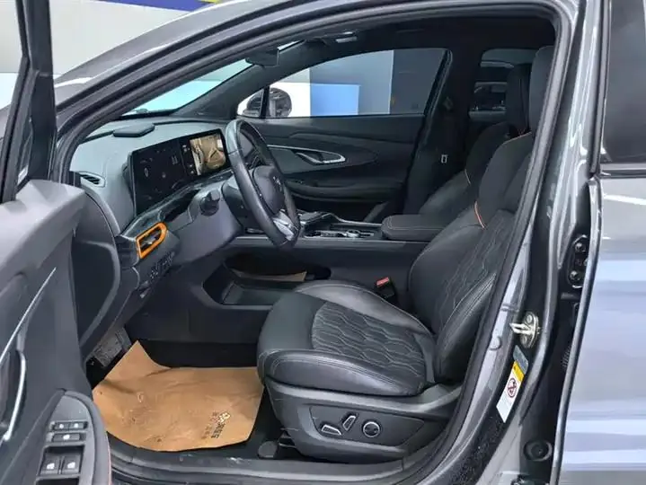 ChangAn UNI-T 2022 model 1.5T flagship version 9