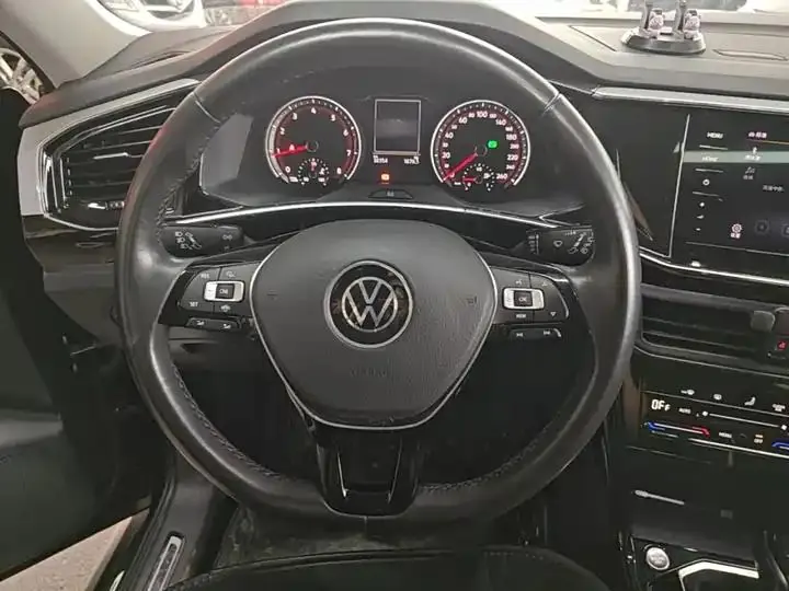 Tangyue 2020 330TSI Front-Wheel-Drive Luxury Smart Connectivity Edition 11