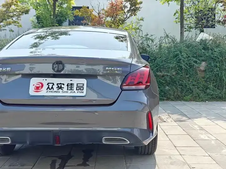 MG5 2021 300TGI DCT Green Luxury Edition 26