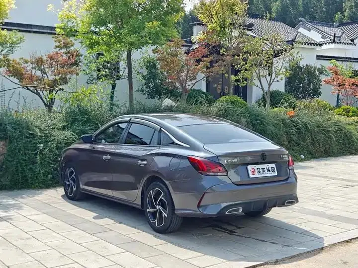 MG5 2021 300TGI DCT Green Luxury Edition 9