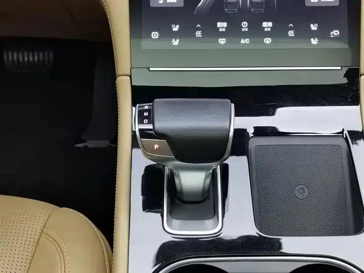 Li ONE 2021 Range-Extended 6-Seater Version 13