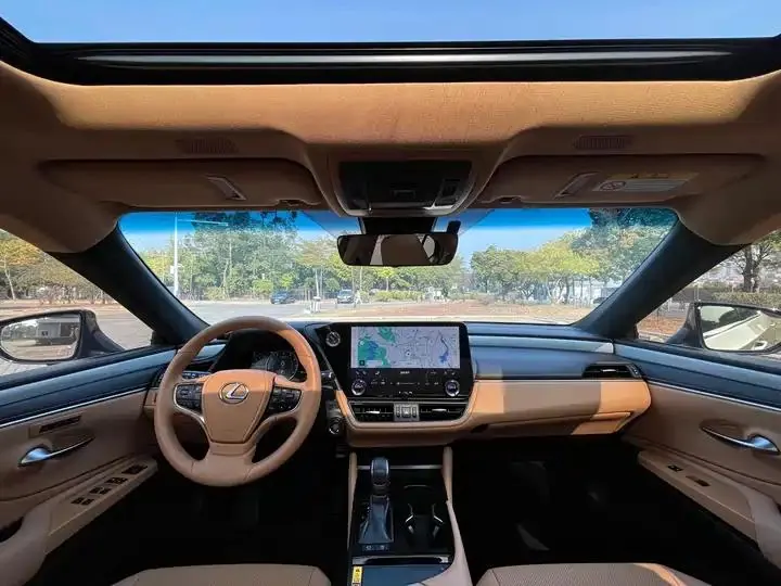 Lexus ES 2025 200 Premium Edition 15