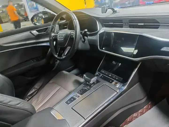 Audi A6L 2020 40 TFSI Deluxe Elegant 5