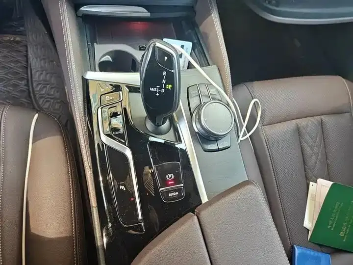 BMW 5 Series 2022 Modified 2 530Li Leading M Sports Suit 10