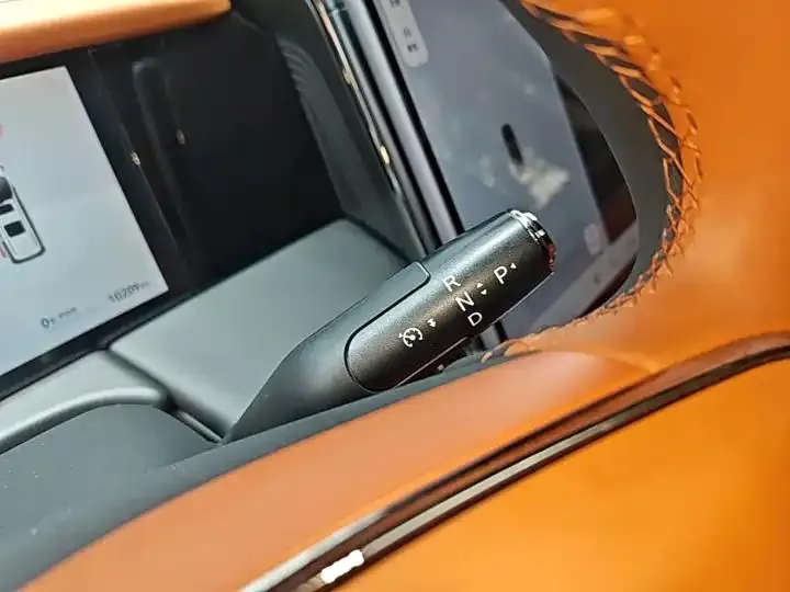 Trumpchi M8 2025 Model, Gan Kun Series Ultra First-Class Cabin 11