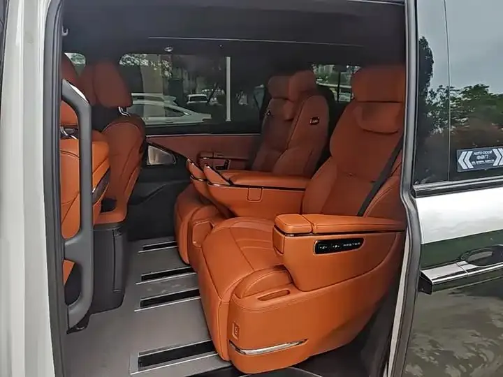 Trumpchi M8 2025 Model, Gan Kun Series Ultra First-Class Cabin 14