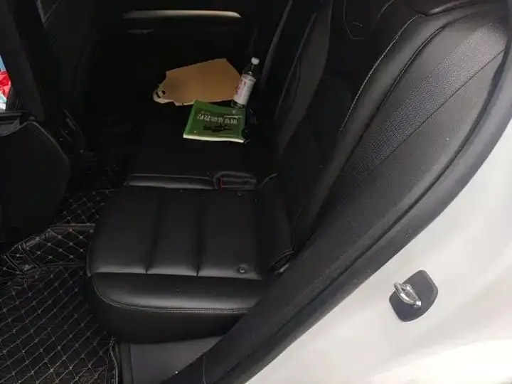 Cadillac XT4 2022 28T Two-Drive Luxury Model 18