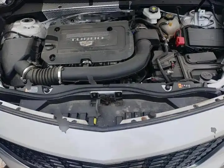 Cadillac XT4 2022 28T Two-Drive Luxury Model 21
