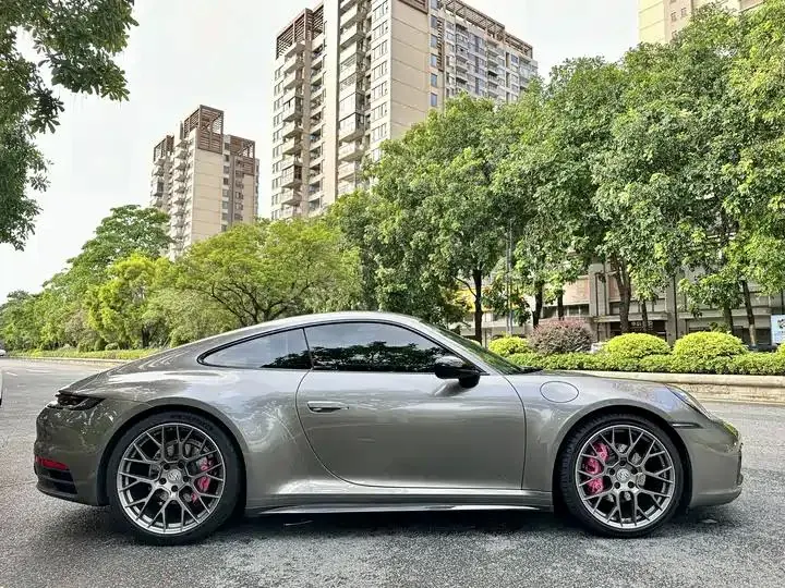 Porsche 911 2022 Carrera 3.0T 3