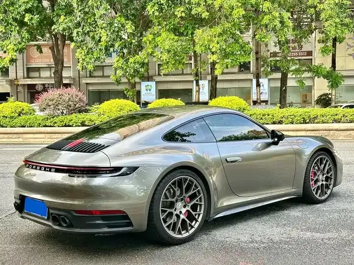 Porsche 911 2022 Carrera 3.0T 7