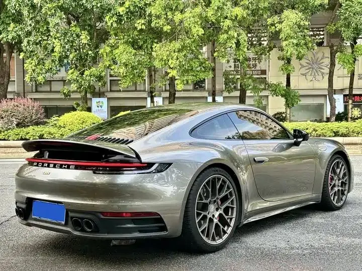Porsche 911 2022 Carrera 3.0T 8