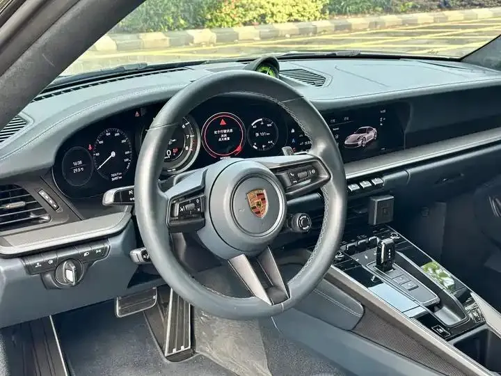 Porsche 911 2022 Carrera 3.0T 9