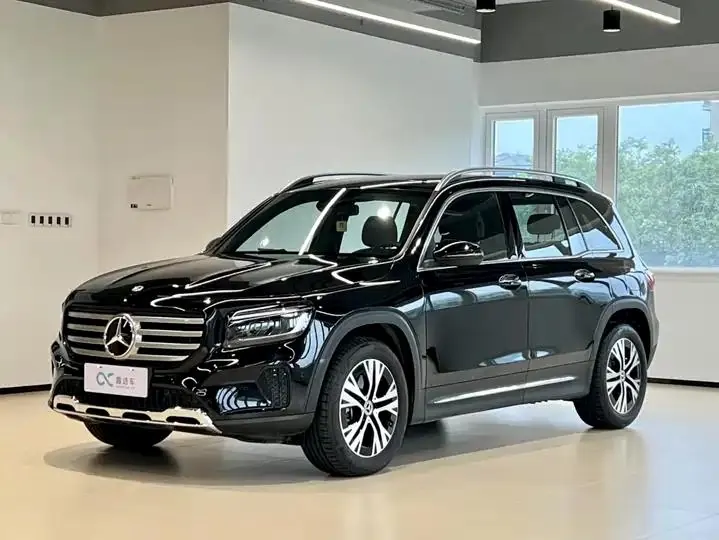 Mercedes Benz GLB 2024 GLB 220 Dynamic - View 1