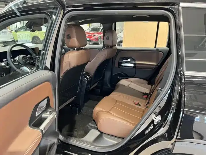 Mercedes Benz GLB 2024 GLB 220 Dynamic 11