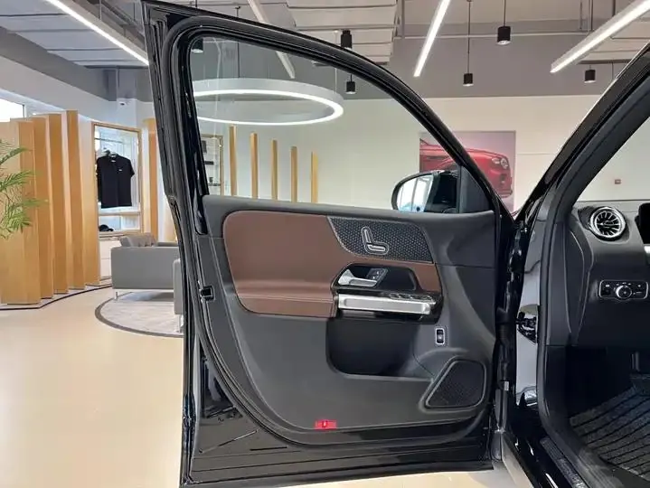 Mercedes Benz GLB 2024 GLB 220 Dynamic 7
